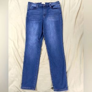 Nicole Miller high rise skinny jean size 14.